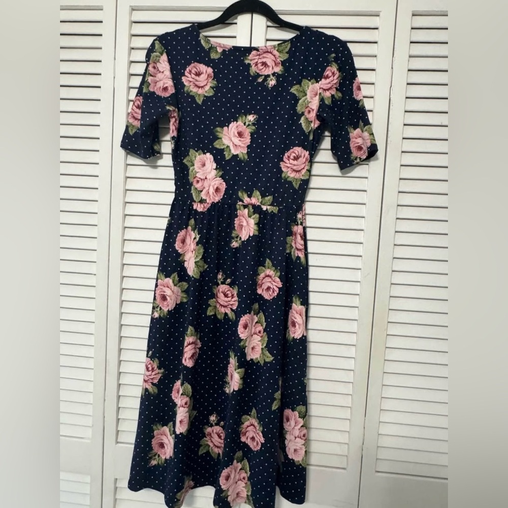 Neesees Dresses - Picture 6 of 6